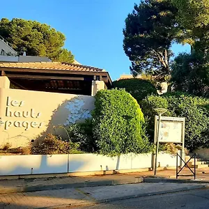 Sous Les Pins Privatunterkunft